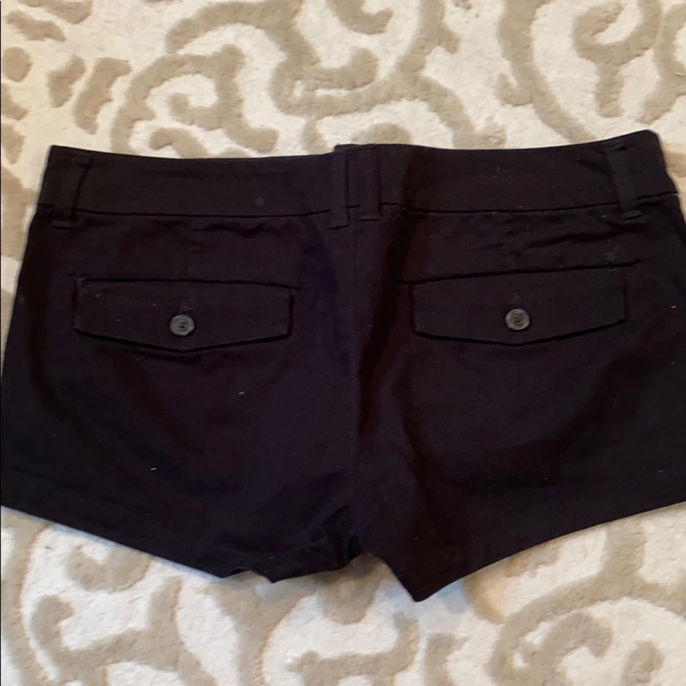 stretch black shorts - Picture 2 of 3
